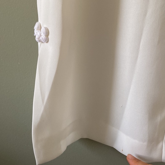 Beautiful white Chinese dress style pencil skirt waist 24” - Picture 4 of 5